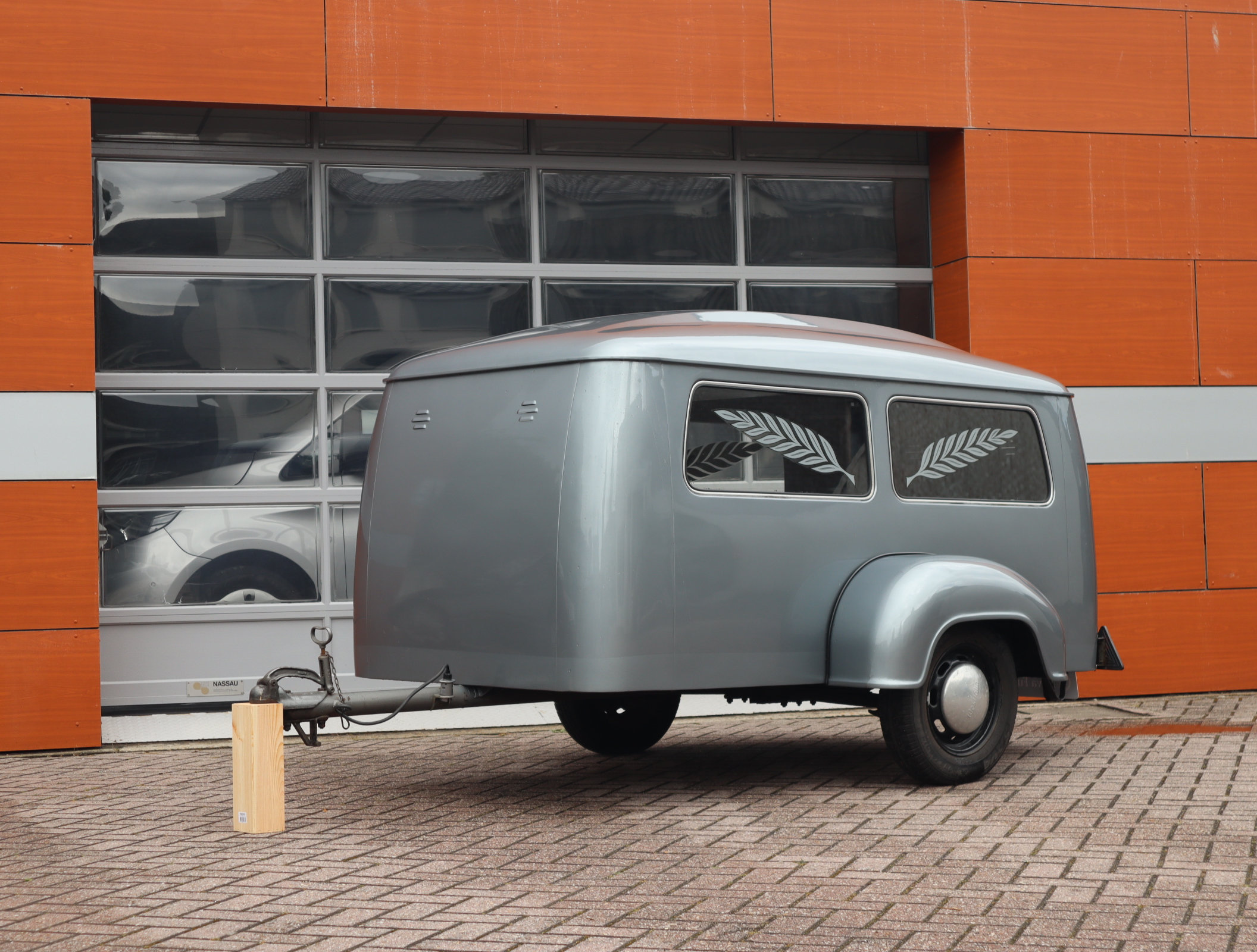 Westfalia Rouwaanhanger