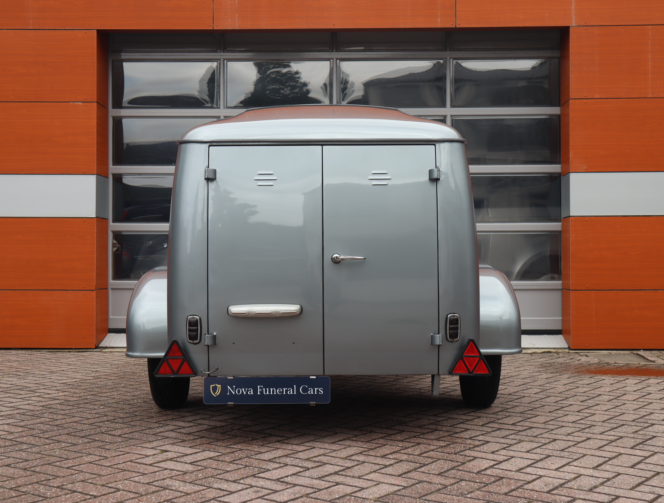 Westfalia Rouwaanhanger